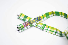 Load image into Gallery viewer, green and white plaid bow tie