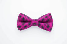 Load image into Gallery viewer, hot pink and black geometric dog bow tie
