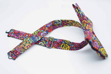 Load image into Gallery viewer, colorful mini sugar skulls bow tie