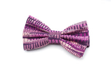 Load image into Gallery viewer, plum purple blend cracked design bow tie