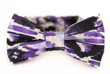 Load image into Gallery viewer, purple and black aztec print bow tie