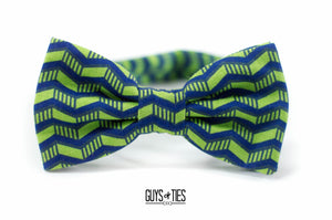 navy + green zig zag bow tie