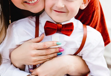 Load image into Gallery viewer, rustic burnt orange velvet pre tied bow tie