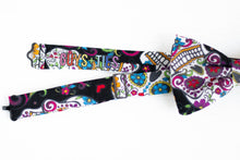 Load image into Gallery viewer, black sugar skull bow tie | Dia de los Muertos