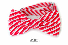 Load image into Gallery viewer, candy cane striped bow tie | red and white