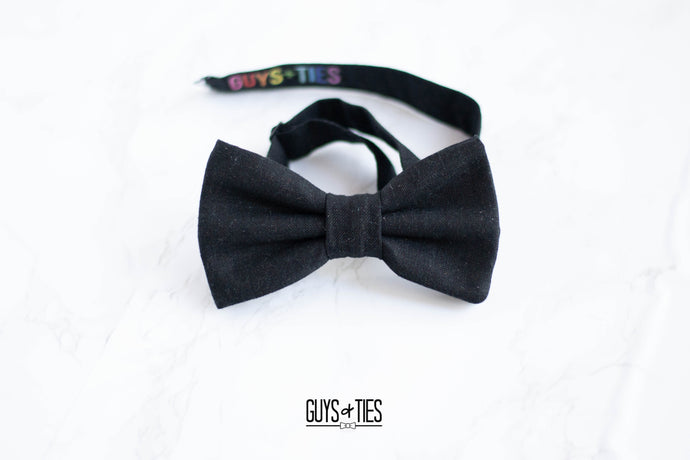 classic black 100% linen bow tie