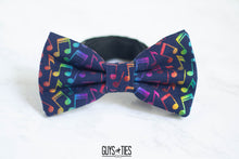 Load image into Gallery viewer, navy blue bow tie with colorful music notes