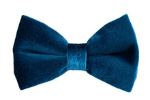 Load image into Gallery viewer, teal velvet bow tie