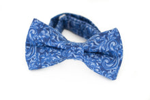 Load image into Gallery viewer, blue paisley floral bow tie