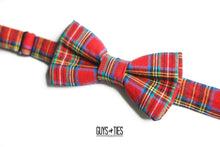 Load image into Gallery viewer, Boys&#39;s red tartan Christmas bow tie