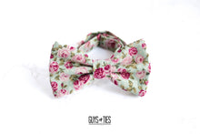 Load image into Gallery viewer, minty blue with pink roses bow tie