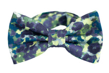 Load image into Gallery viewer, navy floral bow tie