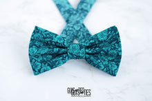 Load image into Gallery viewer, turquoise navy floral bow tie