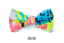 Load image into Gallery viewer, neon floral linen bow tie