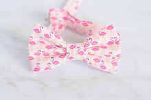 Load image into Gallery viewer, mini pink flamingos novelty bow tie