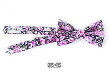 Load image into Gallery viewer, black magenta tiny floral bow tie