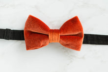 Load image into Gallery viewer, rustic burnt orange velvet pre tied bow tie