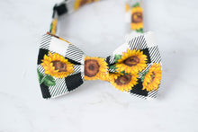 Load image into Gallery viewer, checkered sunflower bow tie