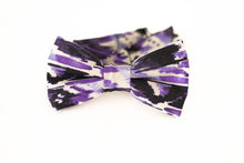 Load image into Gallery viewer, purple and black aztec print bow tie